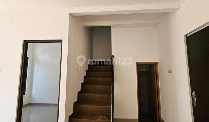 Rumah 2 Lantai Termurah Di Selatan Jakarta 2