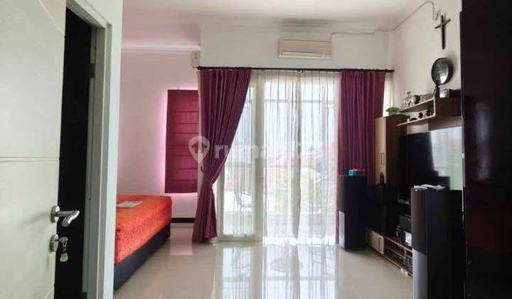 Nirwana Executive Minimalis Row Jalan Lebar Depan Lapangan Basket 2