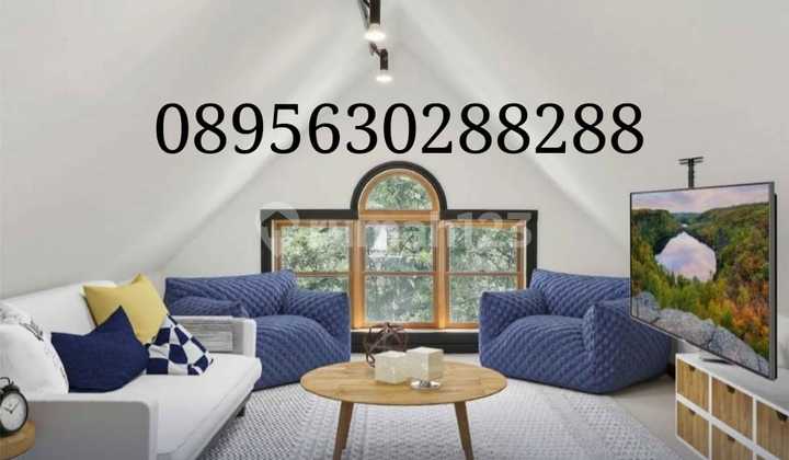 2.5-story house 2.5-story house