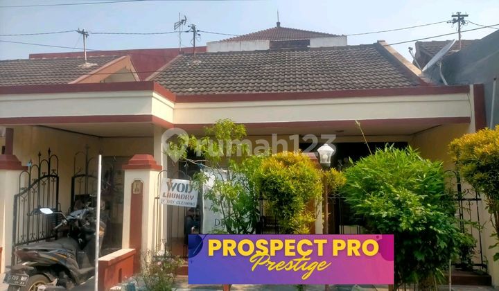 Rumah Tengah Kota Terawat Siap Huni 1
