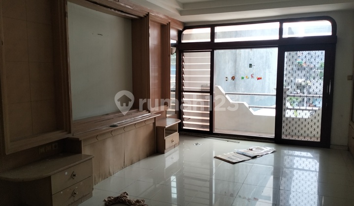 Lokasi Strategis Dekat Dengan Glodok Plaza, Pinangsia, Lokasari  2