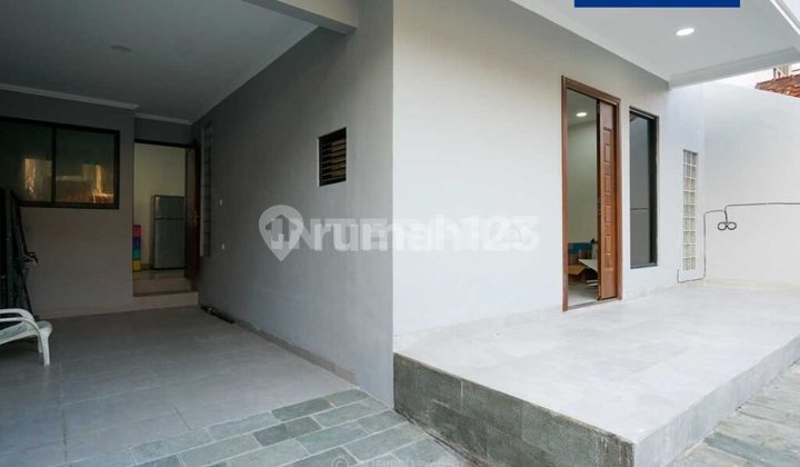 Rumah Dijual Puri Kencana - Baru Renovasi - LT 135M2 - 2 Lantai