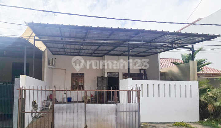 House for Sale in Taman Aries, Meruya, North Facing - Land Area 120M2