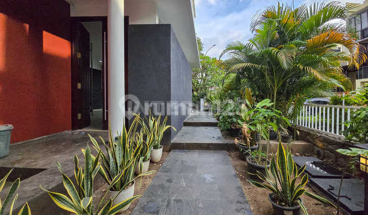 Luxury Hook House for Sale in Taman Permata Buana, Ready to Occupy - Land Area 238m2 2
