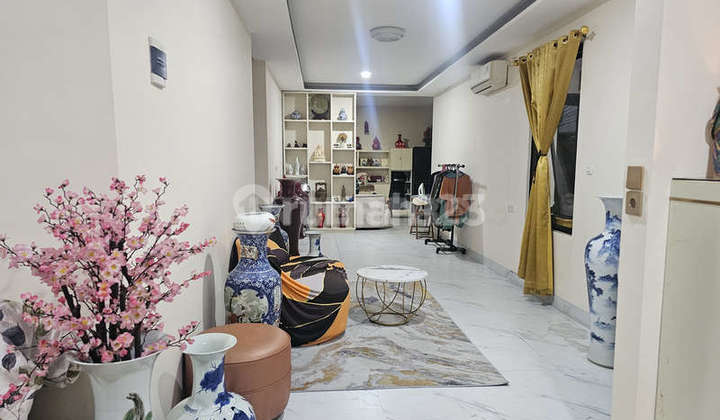 Hook House for Sale Duta Garden Cluster Beverly Hills SHM - 187M2 2