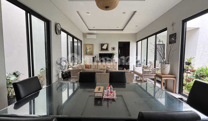 2-Story House for Sale in Gading Serpong Fully Furnished – Land Area 250m2