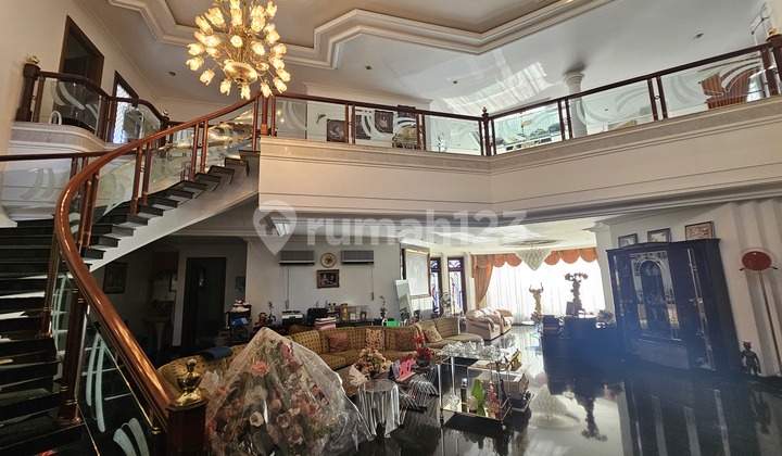 For Sale Luxury House in Kintamani Cluster, Kelapa Gading, North Jakarta 2