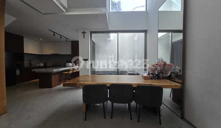 Rumah Dijual Metland Rieviera Puri Full Furnished - LT 144m2 2