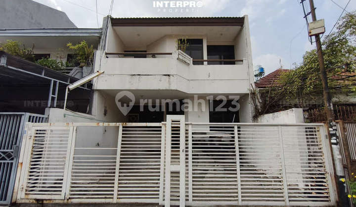 Rumah Sunrise Garden Lingkungan Tenang Hadap Barat - LT 105M2
