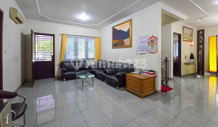 2-Story Hook House for Sale in Permata Buana, Semi-Furnished - 266m2 2