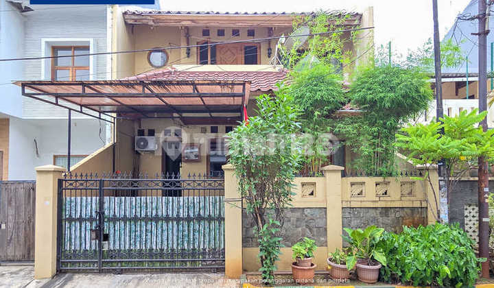 2-Story House for Sale in Puri Indah Kembangan Ready to Occupy – Land Area 120m2 2-Story House for Sale in Puri Indah Kembangan Ready to Occupy – Land Area 120m2