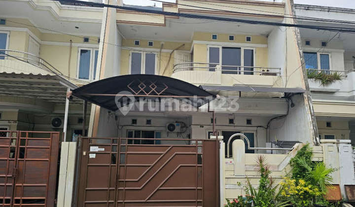 Rumah 2,5 Lantai Dijual Green Garden Hadap Timur - LT 119M2 2