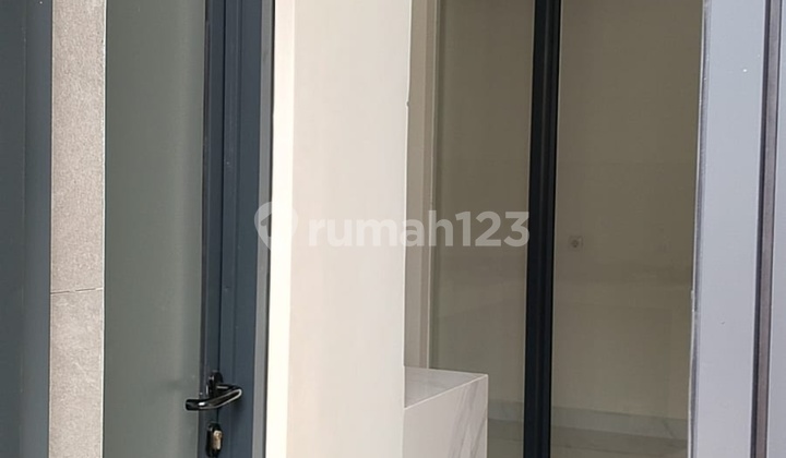 Dijual Harga Promo Rumah Di Raya Boulevard Northwest Lake Nf 1-68