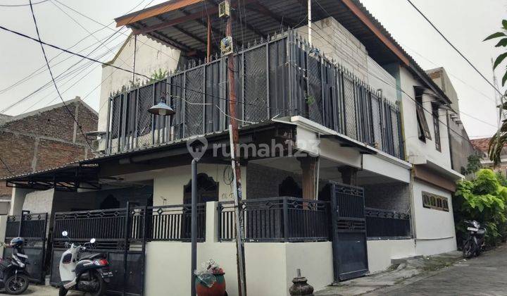 Dijual Rumah 2 lantai minimalis di manukan 1