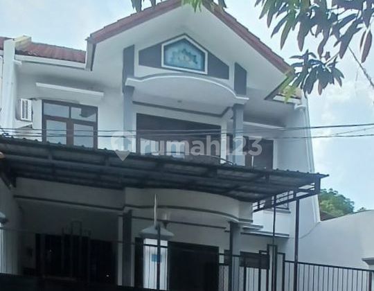 Dijual Rumah Mewah 2 Lantai di Pakis Tirtosari 1