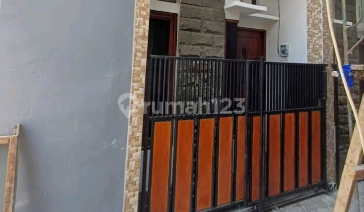 House for Sale in Dukuh Setro Surabaya Unfurnished 1