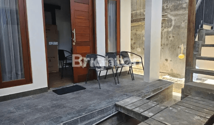 Rumah 2 Lantai 3 kamar Tidur Pengiyasan Sanur 2