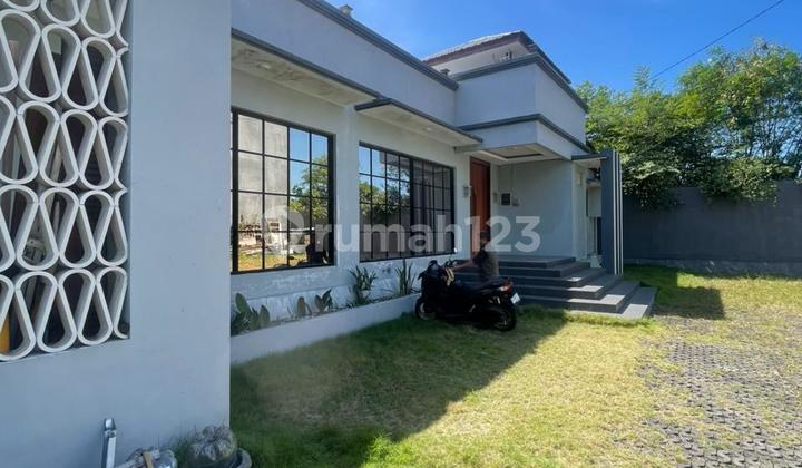 Disewakan Villa Luas Strategis Sanur 2
