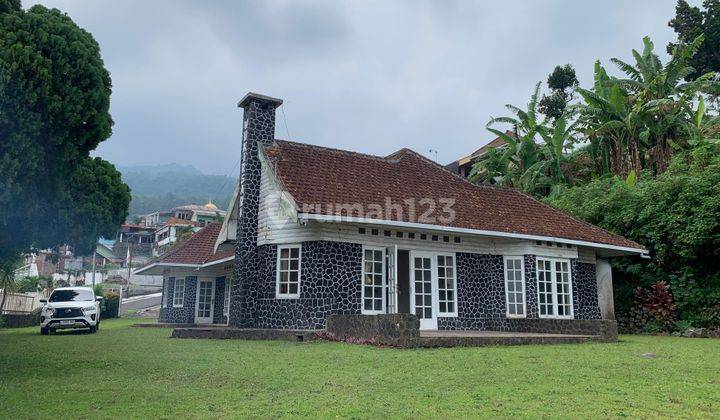 Disewakan Rumah Villa Di Batok Pasuruan 1