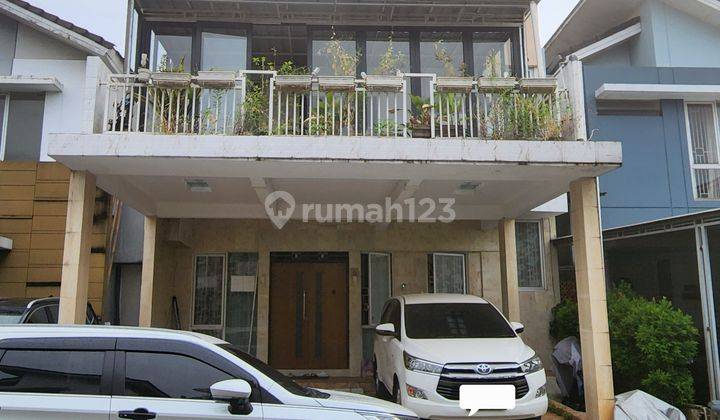 Rumah 2 Lantai Semi Furnished Ada Rooftop Garden Di Bsd  1