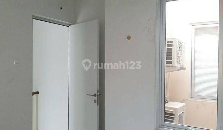 Jual Rumah Cepat 2 Lantai Rapi Bagus Hadap Selatan Di Gading Serpong 2