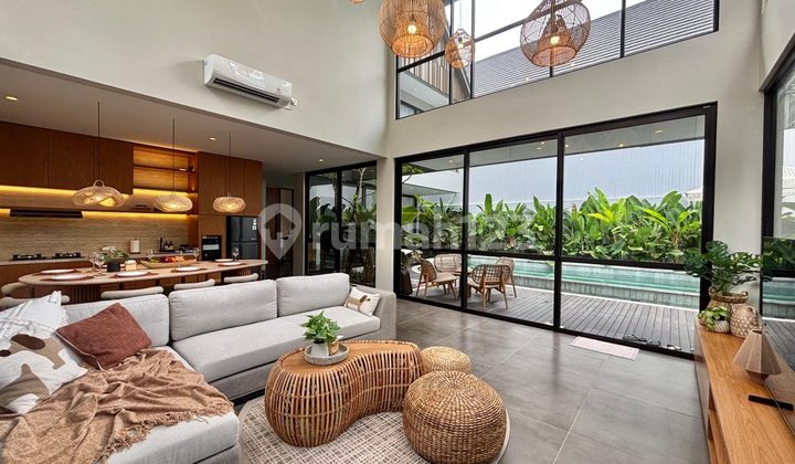 Brand New 5 Bedroom Luxury Villa in Jimbaran 2