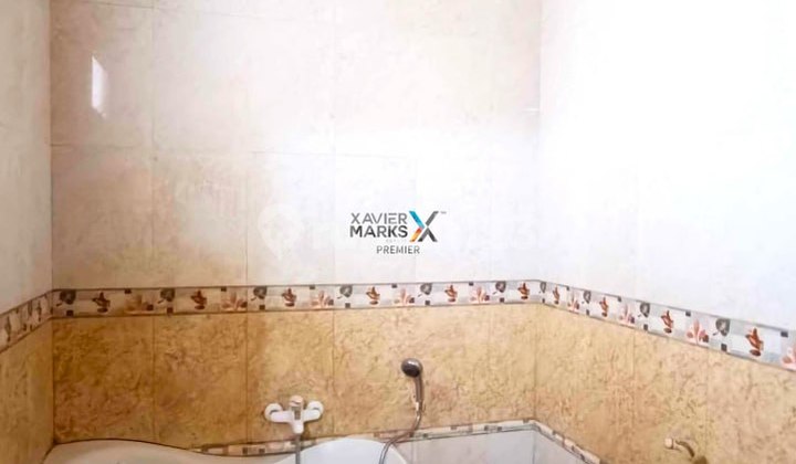 Rumah Mewah Klasik Full Furnished di Perumahan Elit Araya Blimbing, Kota Malang 2