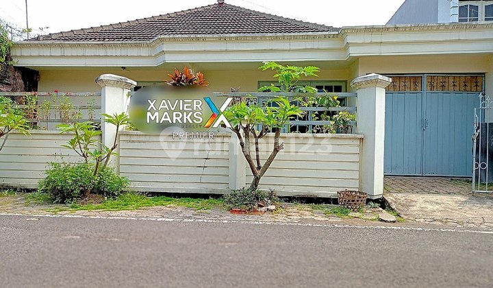 RUMAH DI JL. BUNGA-BUNGA, LOWOKWARU, MALANG Cocok untuk rumah kos atau tempat tinggal
