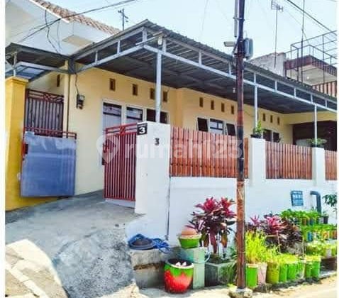 RUMAH TENGAH KOTA JL. SUNGAI-SUNGAI, KLOJEN, MALANG KOTA