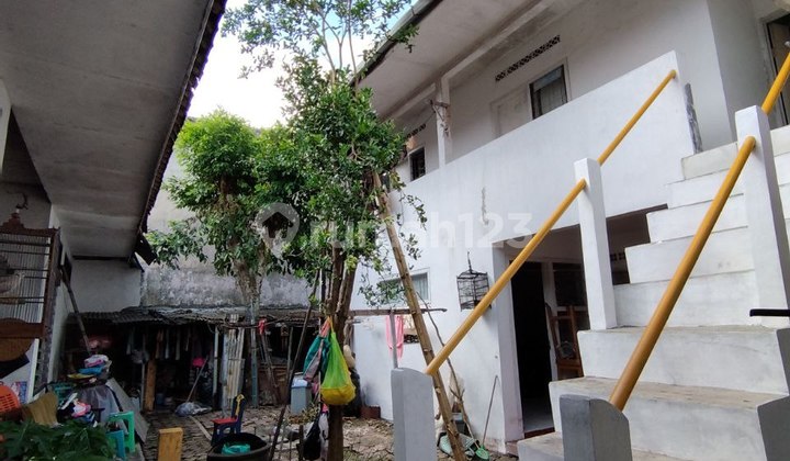 VINTAGE HOUSE IN TOWN AREA NEAR IJEN BOULEVARD MALANG, SUITABLE FOR BUSINESS, CAFE, OFFICE, BOUTIQUE, RESTAURANT, ETC. VINTAGE HOUSE IN TOWN AREA NEAR IJEN BOULEVARD MALANG, SUITABLE FOR BUSINESS, CAFE, OFFICE, BOUTIQUE, RESTAURANT, ETC.