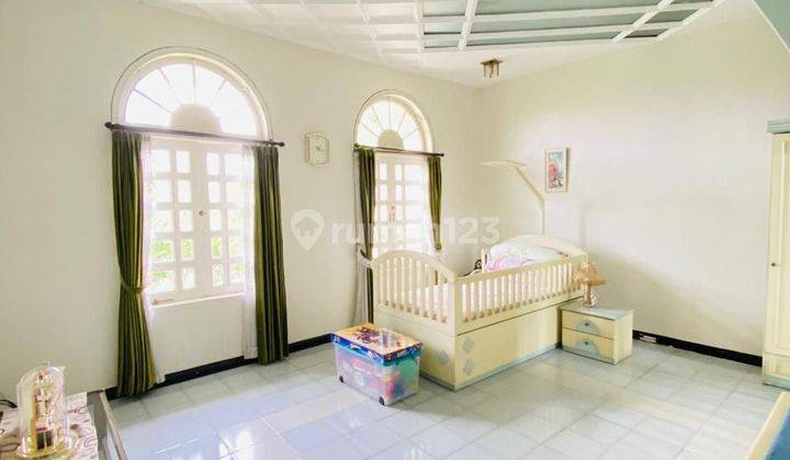 Rumah Full Furnish Mewah di Raya Dharmahusada Surabaya 2