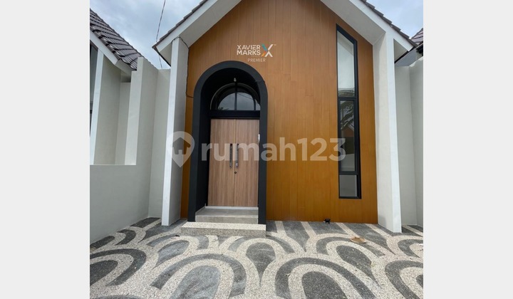 New Modern House Fresh in Greenland Tidar Malang