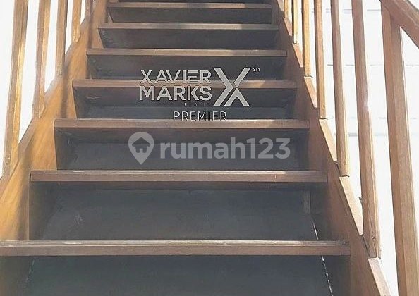 TWO-STORY HOUSE ON DANAU-DANAU STREET, SAWOJAJAR, MADYOPURO VILLAGE, KEDUNGKANDANG DISTRICT, MALANG CITY