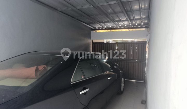 Rumah Lama Terawat Siap Huni Strategis di Turangga Bandung 2