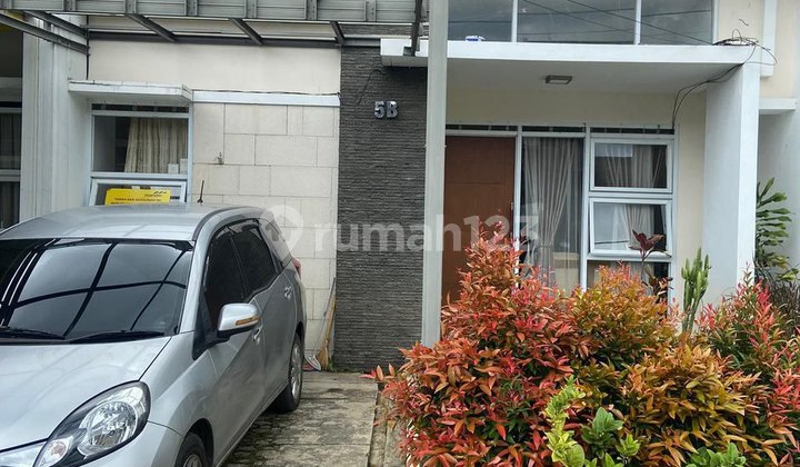 Ready-to-Occupy Minimalist House in Cihanjuang Complex Near Ciwaruga Ready-to-Occupy Minimalist House in Cihanjuang Complex Near Ciwaruga