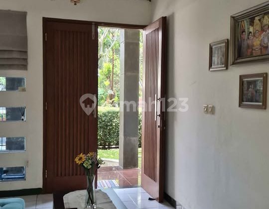 Ready-to-Occupy Minimalist House in the Elite Setra Duta Complex 2