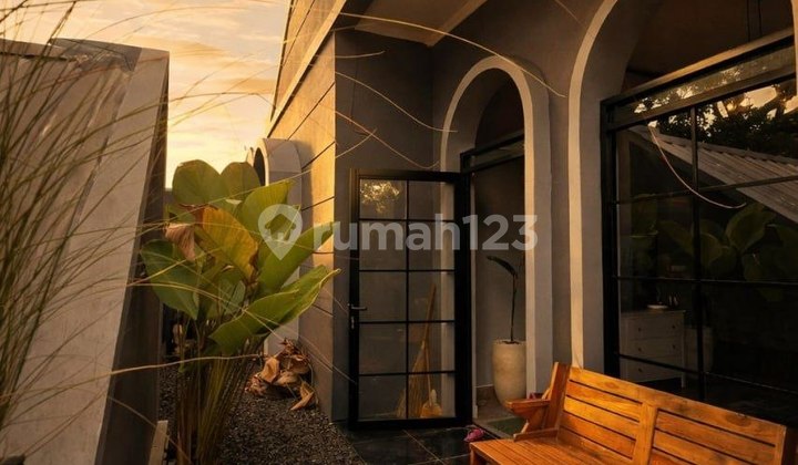 Rumah & Cafe Minimalis Modern di Pusat Kota Bandung Burangrang Rumah & Cafe Minimalis Modern di Pusat Kota Bandung Burangrang