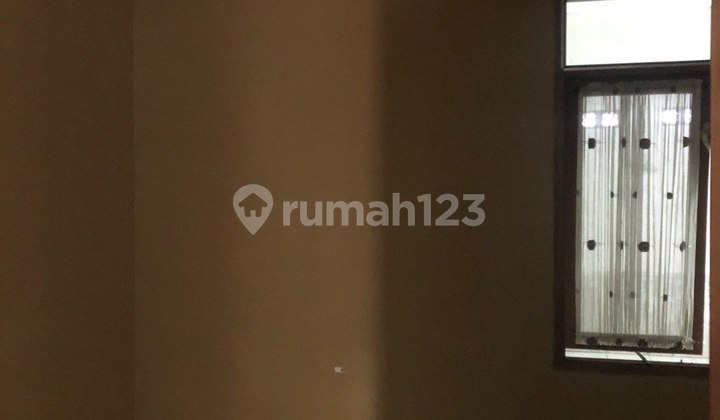 Minimalist House Ready to Occupancy Comfortable Environment Antapani 2