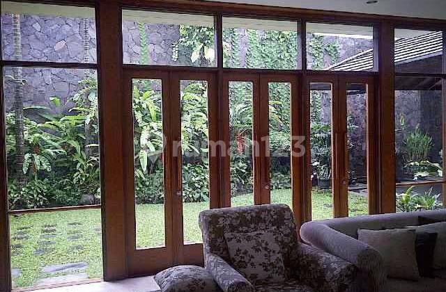 Rumah Mewah Siap Huni Mainroad Dago Lingkungan Nyaman 2