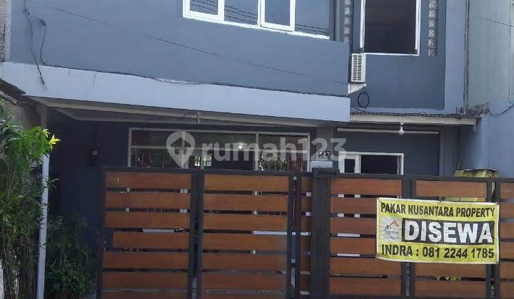 Rumah Siap Huni Mainroad Cigadung 3 Lantai Strategis