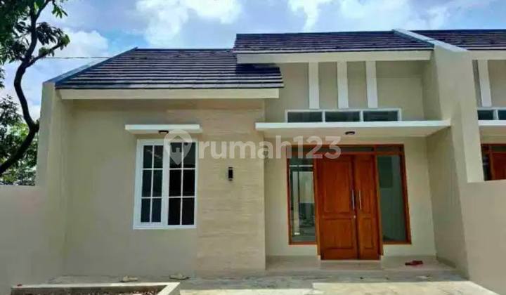 New Comfortable House Ready to Occupied Strategic in East Bandung 2