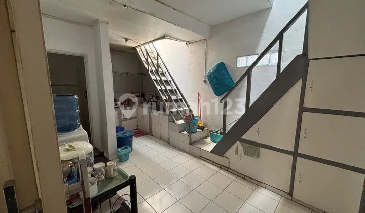 Ready-to-Occupy Minimalist House in Margahayu, Safe and Comfortable Neighborhood 2