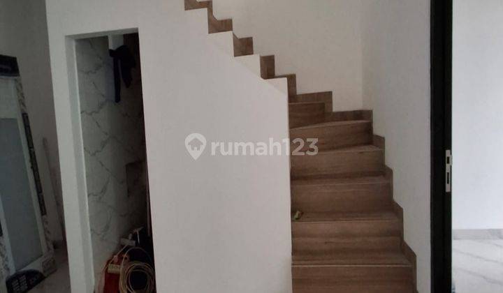 Rumah 2 Lantai Bata Merah Ciracas, Jakarta Timur 5