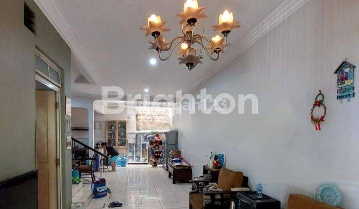 RUMAH 2 LANTAI DI TAMAN SEMANAN, JAKARTA BARAT 2