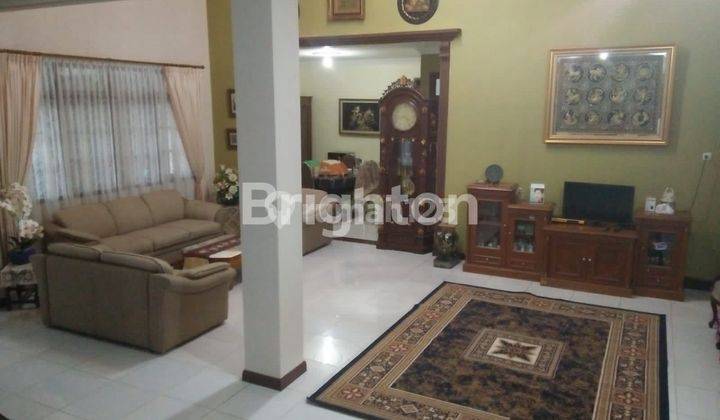 RUMAH NYAMAN, LUAS, DAN ASRI. SERTIFIKAT SHM. NYAMAN UNTUK BERISTIRAHAT, DI BOGOR BARAT. 2