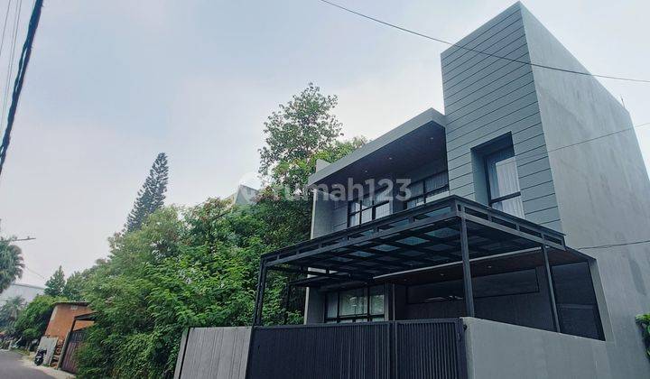 Di Sewakan Rumah Di Cilandak - Brand New, Semi Furnish + Rooftop 2