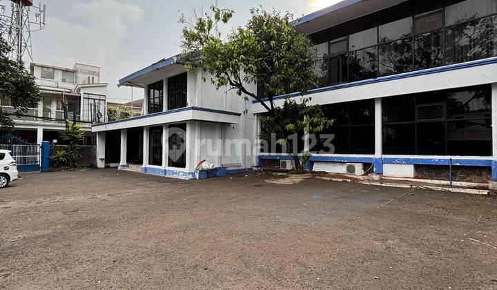 For Rent Office Building in Kemang - Corner Position & Spacious Yard For Rent Office Building in Kemang - Corner Position & Spacious Yard