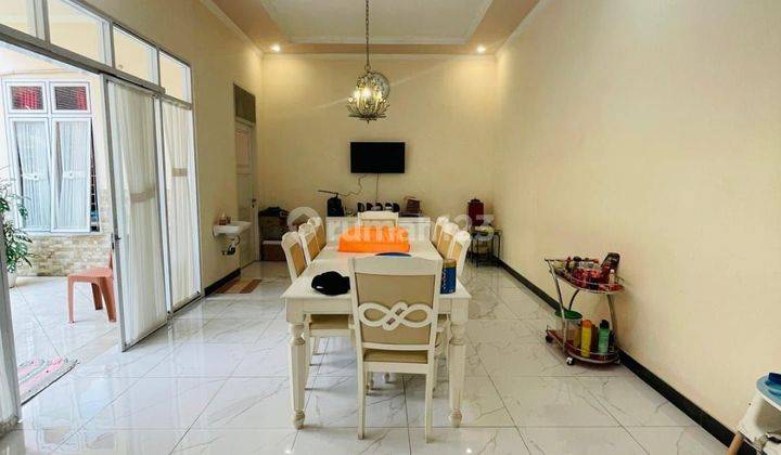 For Sale 2 Bangunan Rumah Full Furnished + Halaman & Taman Luas 2