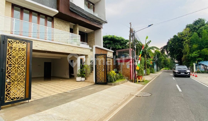 Brand New! Rumah Mewah 4 Lantai Di Jagakarsa + Swimming Pool 2
