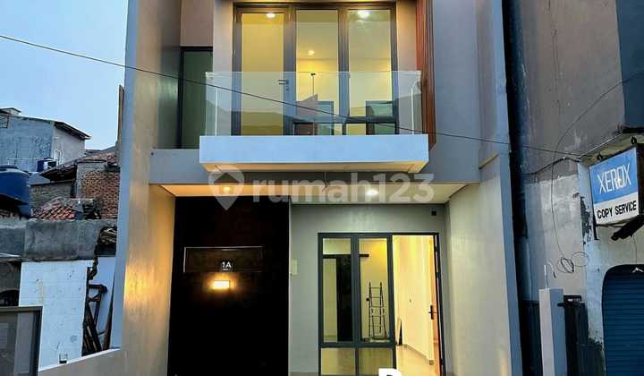 Rumah Brand New Di Pasar Minggu - Bonus Ac + Kitchen Set + Kanopi